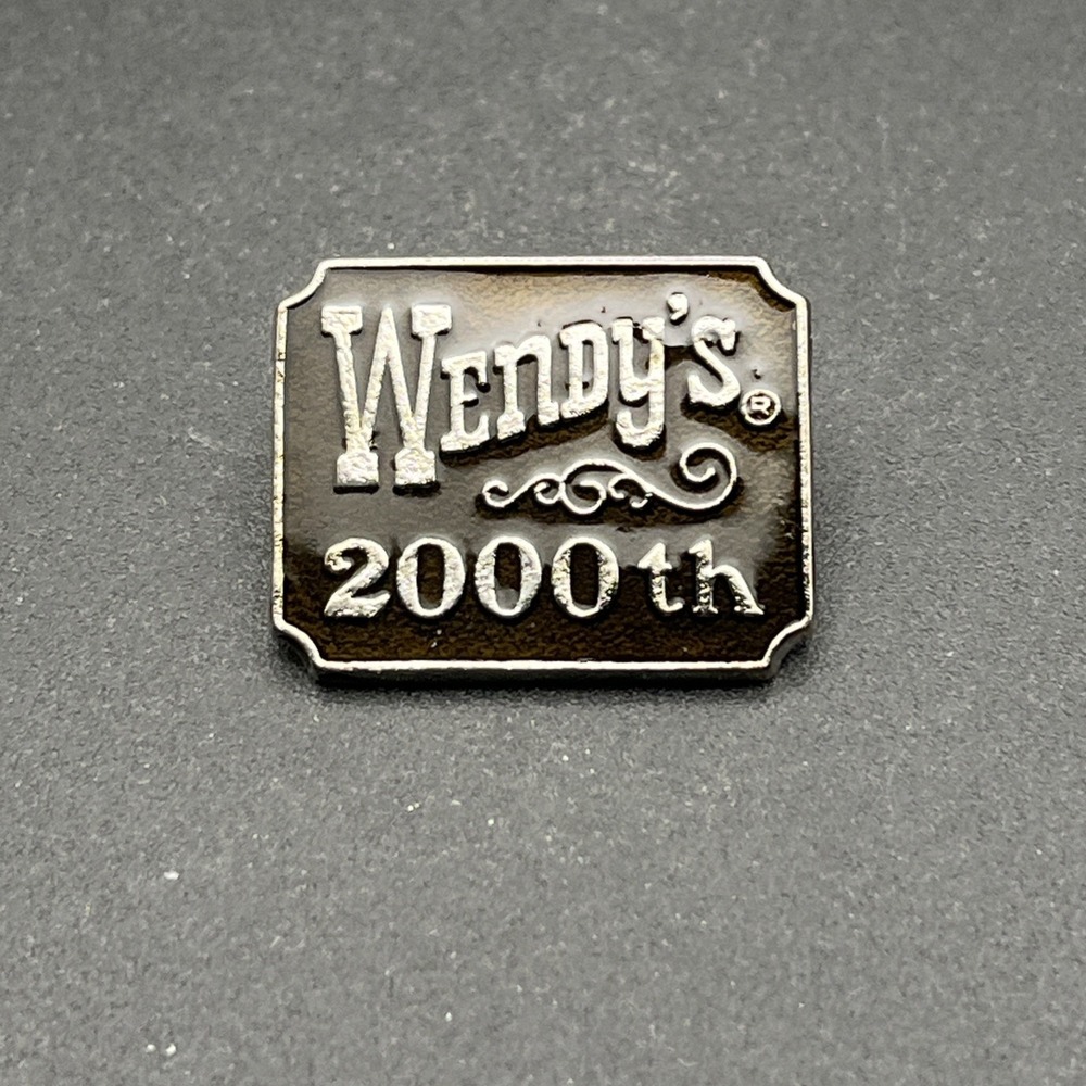 Wendy's Fast Food Restaurant 2000th Employee Lapel Hat‎ Pin